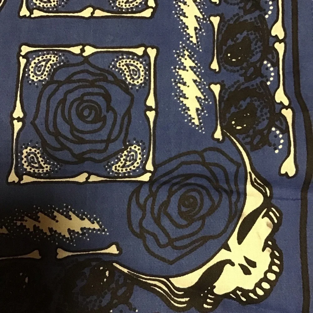 Blue steal your face n bolt nwot bandana